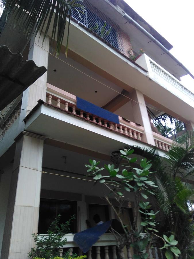 Sai Prasad Guest House Murūd Buitenkant foto