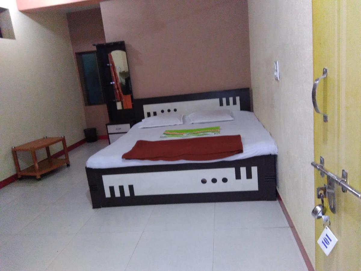 Sai Prasad Guest House Murūd Kamer foto